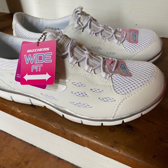 Sketchers Flex Size 8.5 Wide Fit - Picture 2 of 8